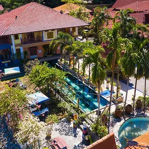 Resort Lost Paradise ***